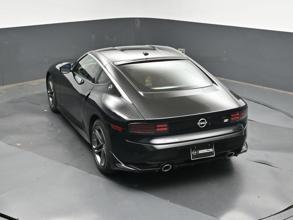 Used 2027 Nissan Z Sport RWD image 31