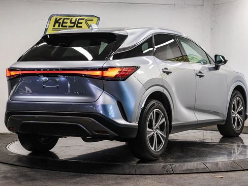 Used 2024 Lexus RX 350 FWD w/ Technology Package image 4