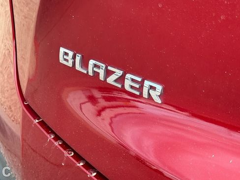 Used 2024 Chevrolet Blazer LT w/ Convenience Package FWD image 7