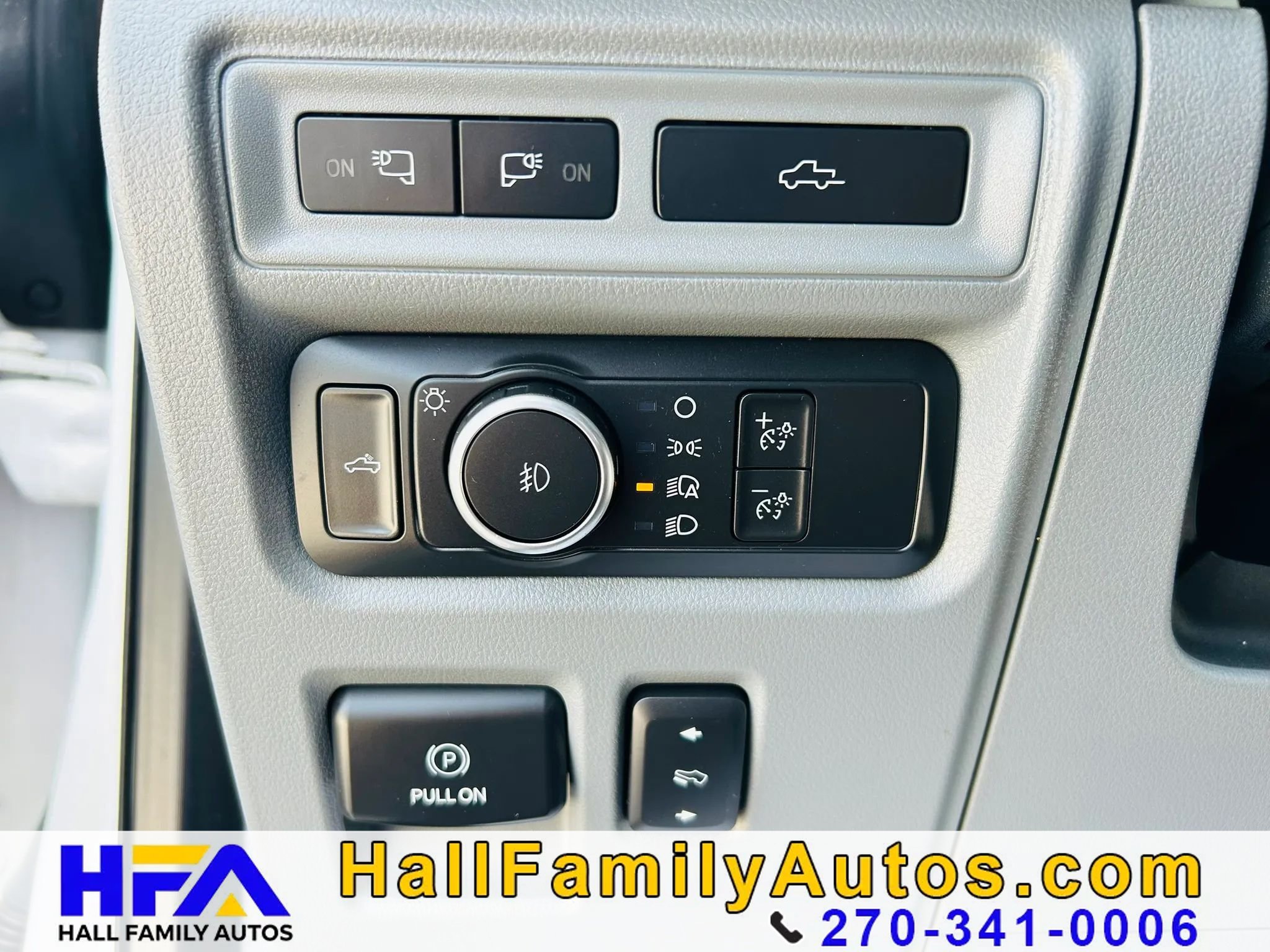 Used 2021 Ford F150 Lariat w/ Max Trailer Tow Package AWD/4WD image 25