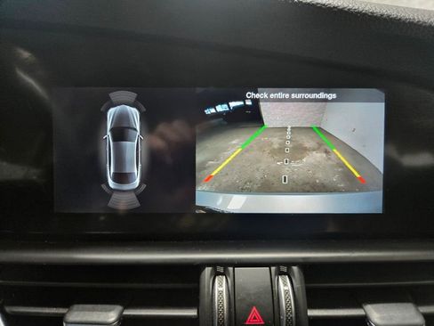 Used 2021 Alfa Romeo Giulia Sprint w/ Nero Edizione image 27