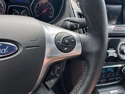 Used 2013 Ford Focus ST FWD image 29