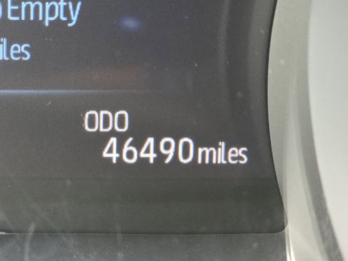 Used 2023 Toyota Camry XLE image 32