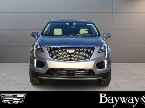 New 2026 Cadillac XT5 Premium Luxury w/ Driver Assist Package image 2