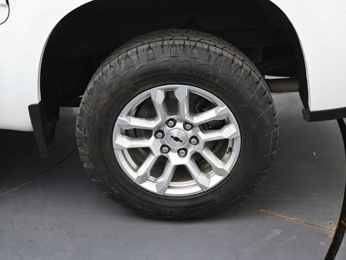 Used 2022 Chevrolet Silverado 1500 RST AWD/4WD image 5
