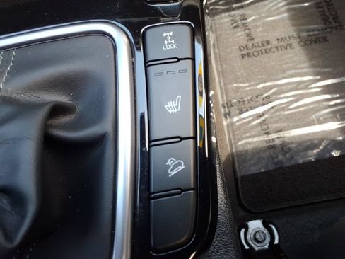 Used 2024 Kia Seltos EX AWD/4WD image 37