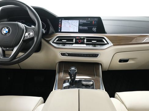 Used 2020 BMW X5 xDrive40i w/ Convenience Package AWD/4WD image 9