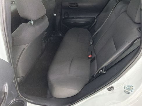 Used 2024 Toyota Corolla Cross LE FWD image 21