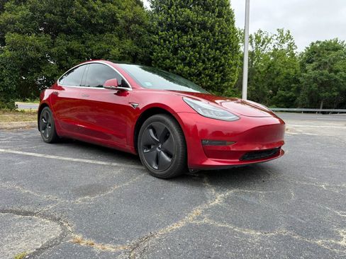 Used 2018 Tesla Model 3 Long Range AWD/4WD image 2