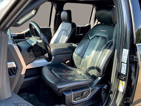 Used 2018 Ford F150 Platinum w/ Technology Package image 21