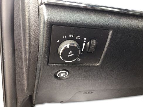 Used 2015 Jeep Grand Cherokee Limited AWD/4WD image 18
