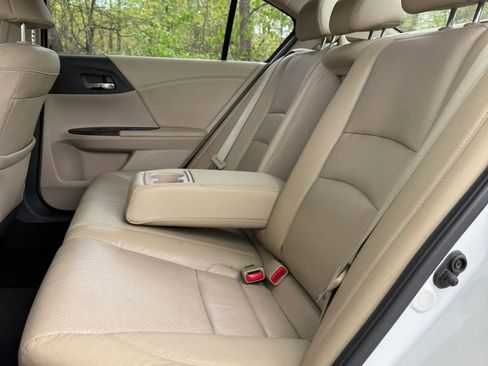 Used 2015 Honda Accord EX-L image 6