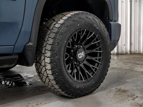 Used 2025 Chevrolet Silverado 2500 LTZ w/ LTZ Plus Package AWD/4WD image 63
