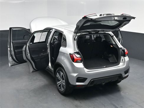 Used 2024 Mitsubishi Outlander Sport LE image 17