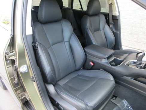 Used 2023 Subaru Outback Touring XT w/ Tech Package 2 AWD/4WD image 26