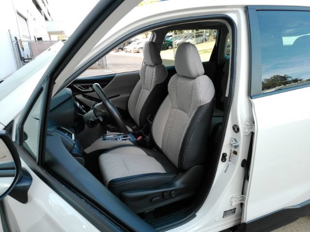 Used 2023 Subaru Forester Premium w/ Popular Package #2 AWD/4WD image 6