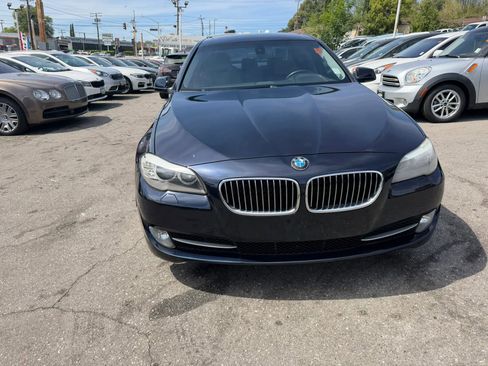 Used 2011 BMW 535i Sedan RWD image 2