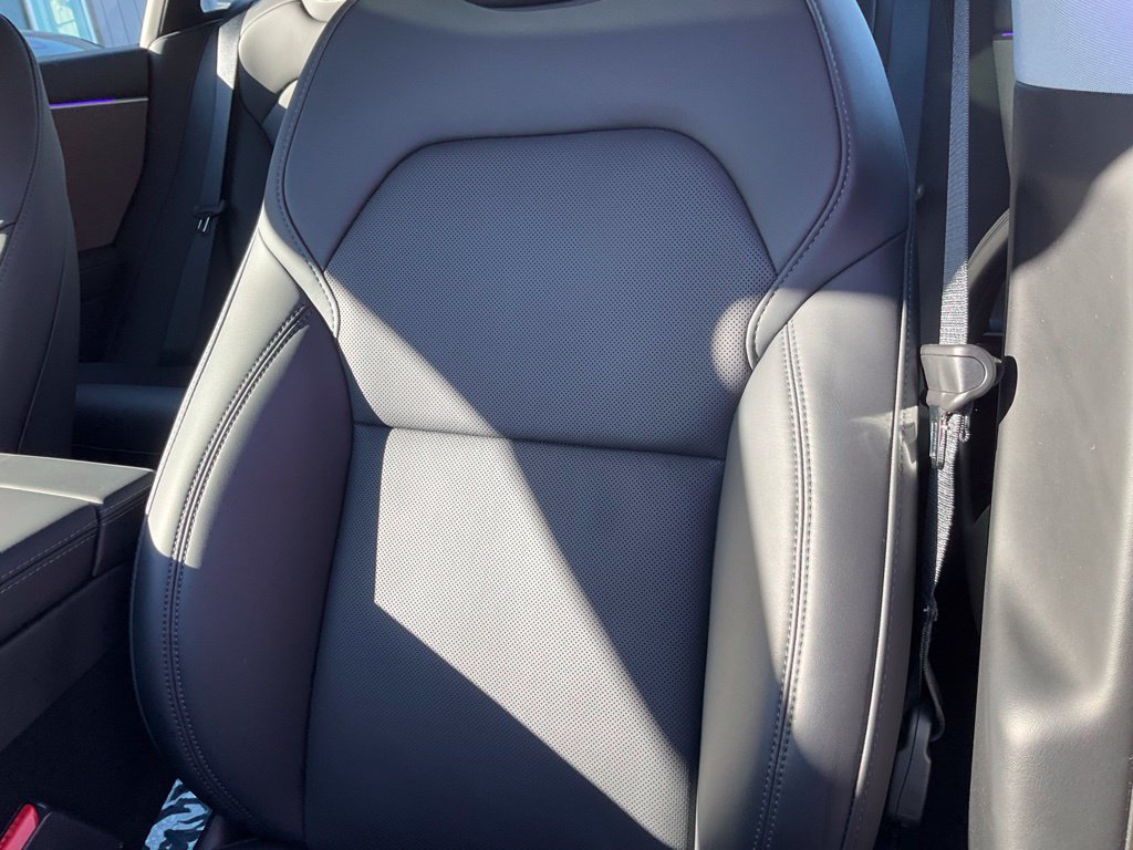 Used 2025 Tesla Model 3 Long Range RWD image 17