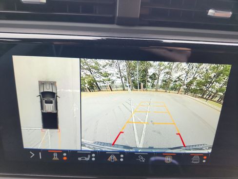 Certified 2025 GMC Sierra 2500 Denali Ultimate image 21