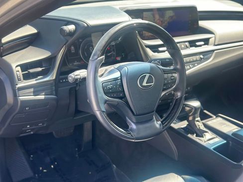 Used 2021 Lexus ES 300h w/ Accessory Package FWD image 10