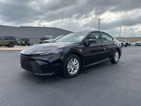 New 2026 Toyota Camry LE image 3