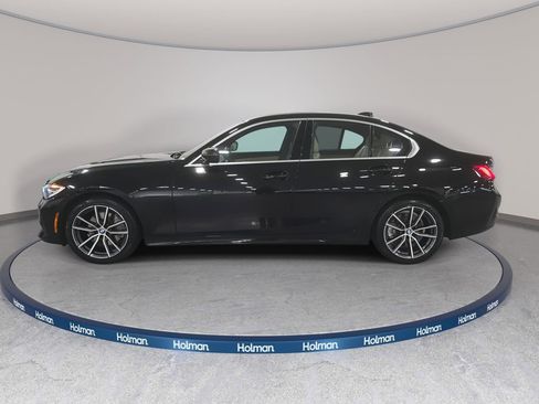 Used 2019 BMW 330i Sedan w/ Driving Assistance Package image 9