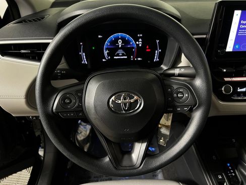 Used 2026 Toyota Corolla Cross L FWD image 14