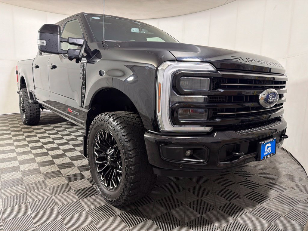 Used 2025 Ford F250 Platinum w/ Tremor Off-Road Package AWD/4WD image 2
