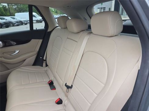 Used 2017 Mercedes-Benz GLC 300 image 15