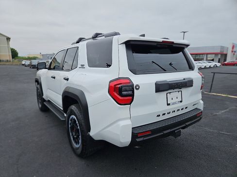 Certified 2025 Toyota 4Runner 4WD image 3