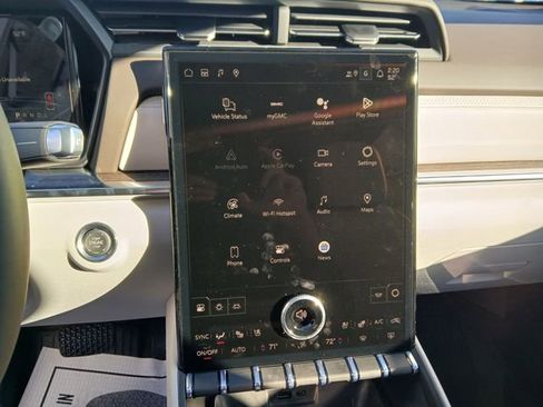 New 2026 GMC Terrain Denali w/ LPO, Floor Liner Package image 26