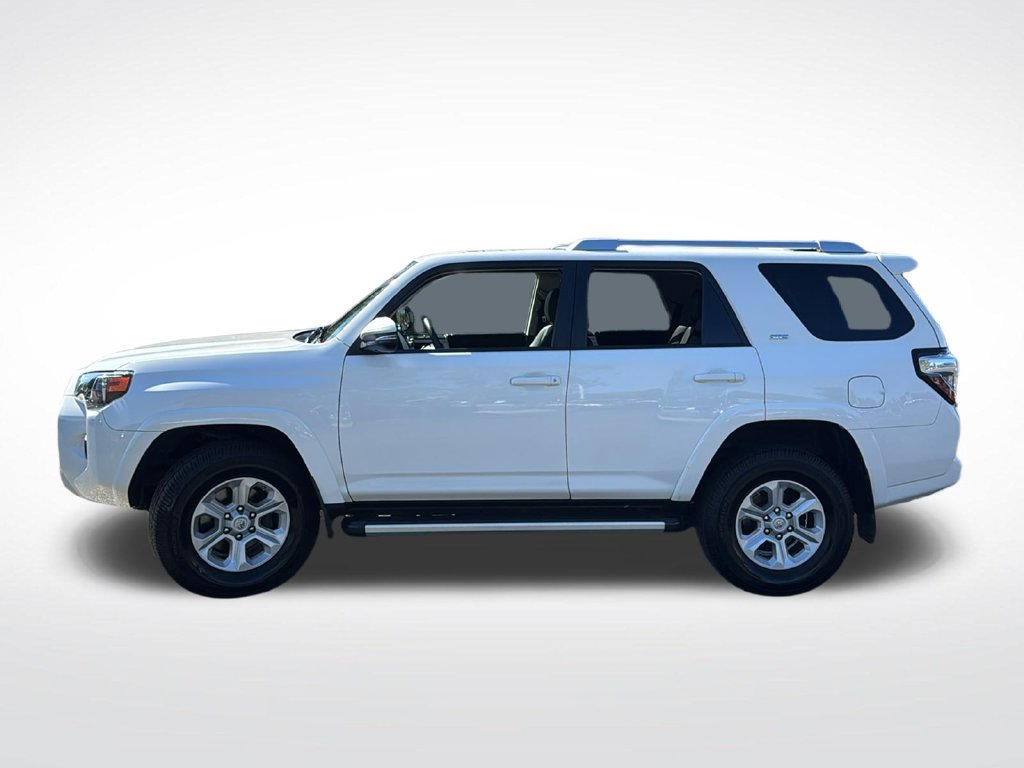 Used 2016 Toyota 4Runner SR5 Premium AWD/4WD image 4