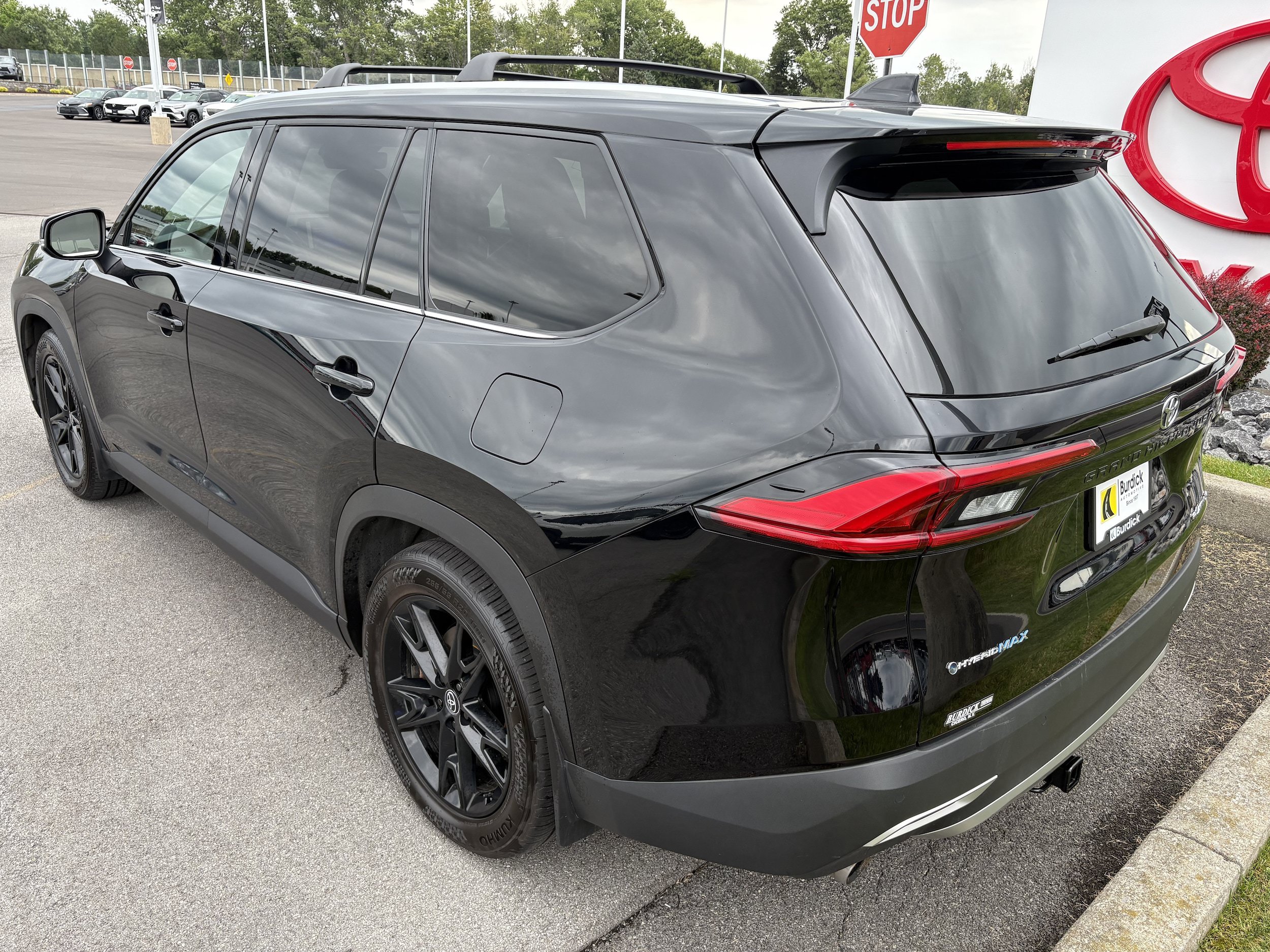 Used 2024 Toyota Grand Highlander AWD Hybrid image 5