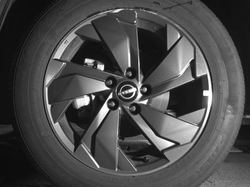 Used 2025 Nissan Rogue SV image 12