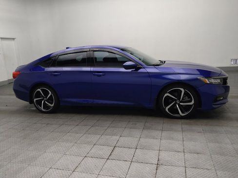 Used 2018 Honda Accord Sport image 11