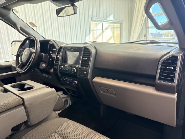 Used 2019 Ford F150 XLT w/ Equipment Group 302A Luxury AWD/4WD image 26