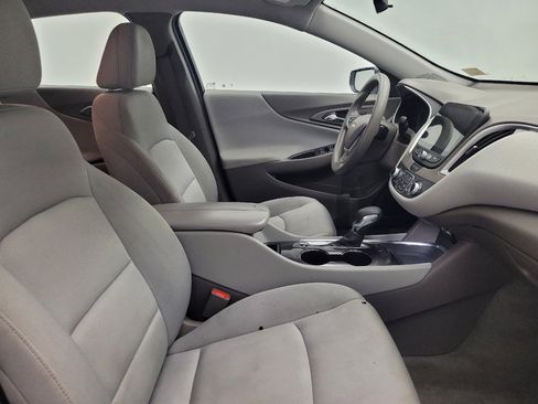 Used 2022 Chevrolet Malibu LT FWD image 21