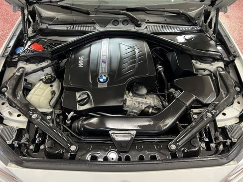 Used 2018 BMW M2 image 12