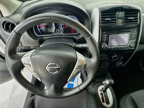 Used 2018 Nissan Versa SV w/ SV Special Edition Package FWD image 11