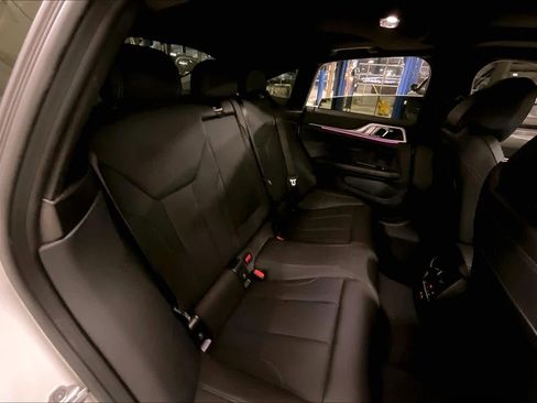 Certified 2025 BMW i4 eDrive40 image 18