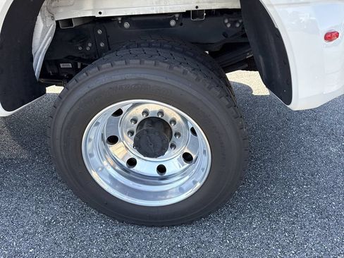 Used 2023 Ford F450 Lariat AWD/4WD image 18