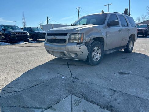 Used 2007 Chevrolet Tahoe LT w/ LT Preferred Equipment Group image 2