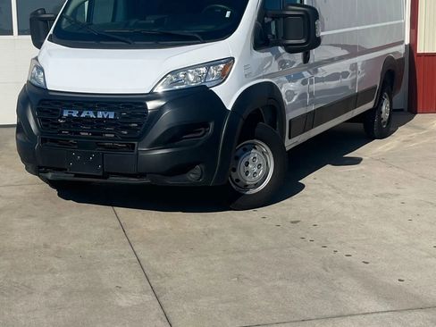 Used 2023 RAM ProMaster 2500 image 3