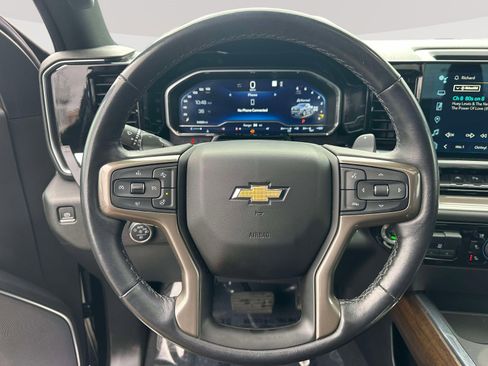 Certified 2022 Chevrolet Silverado 1500 High Country w/ High Country Premium Package image 15