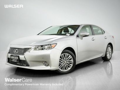 Used 2014 Lexus ES 350 w/ Luxury Package