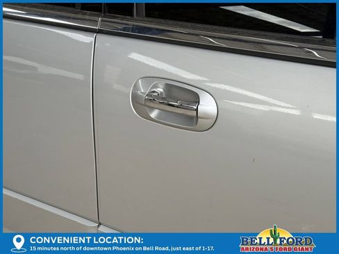 Used 2015 Lincoln Navigator 4WD image 9