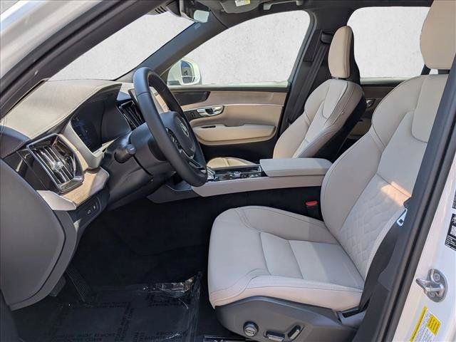 New 2026 Volvo XC90 T8 Plus w/ Protection Package AWD/4WD image 4