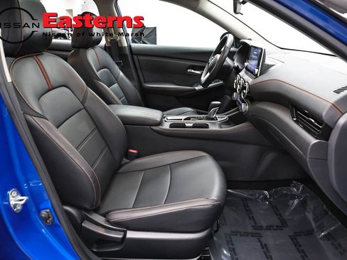Used 2022 Nissan Sentra SR w/ SR Premium Package FWD image 23