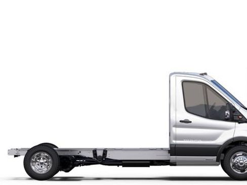 Used 2024 Ford Transit 350 RWD image 5