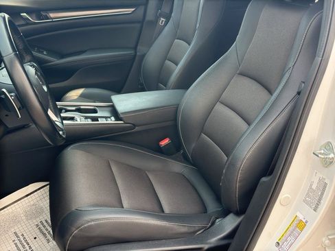 Used 2022 Honda Accord Sport image 5
